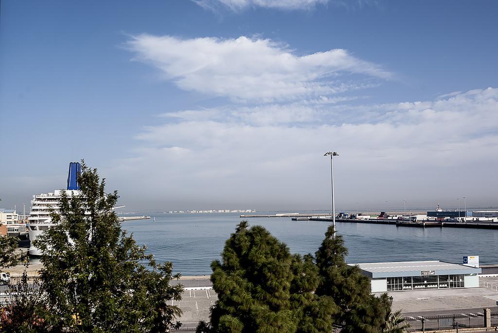 Apartamento Vistabella Cadiz Exterior photo